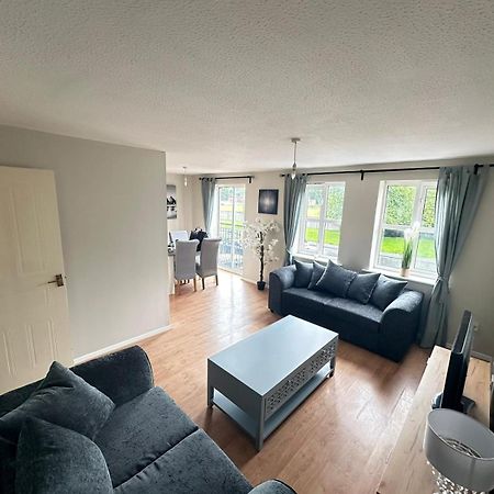 Lovely 2 Dbl Bed Apartment Near Heaton Park And North Manchester Hospital With Parking Zewnętrze zdjęcie