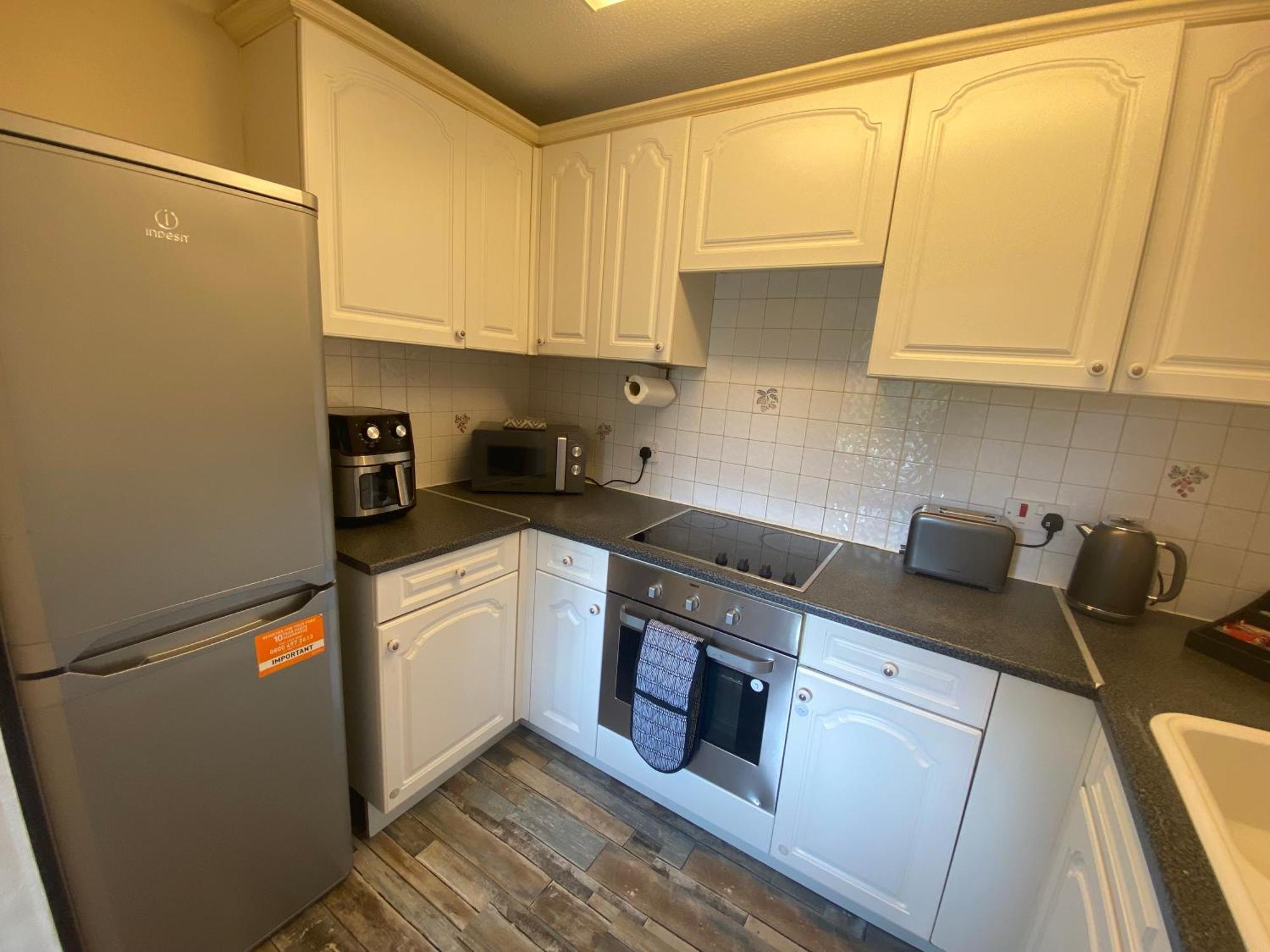 Lovely 2 Dbl Bed Apartment Near Heaton Park And North Manchester Hospital With Parking Zewnętrze zdjęcie